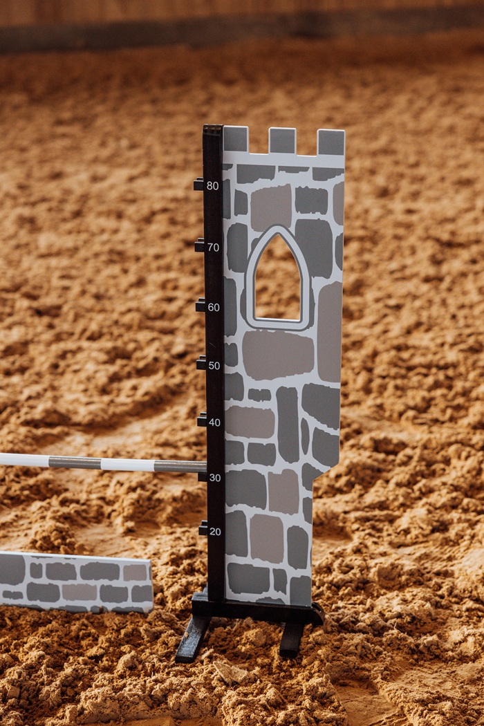 Hobby Horse Castle Show Jump