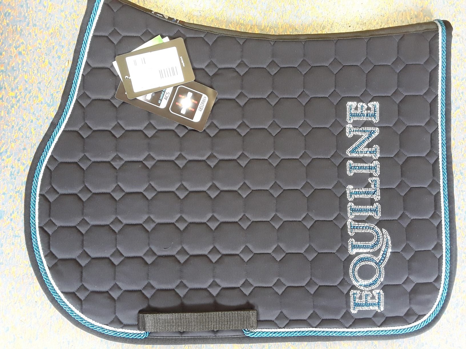 equiline-scritta-saddlecloth-rotated.jpg