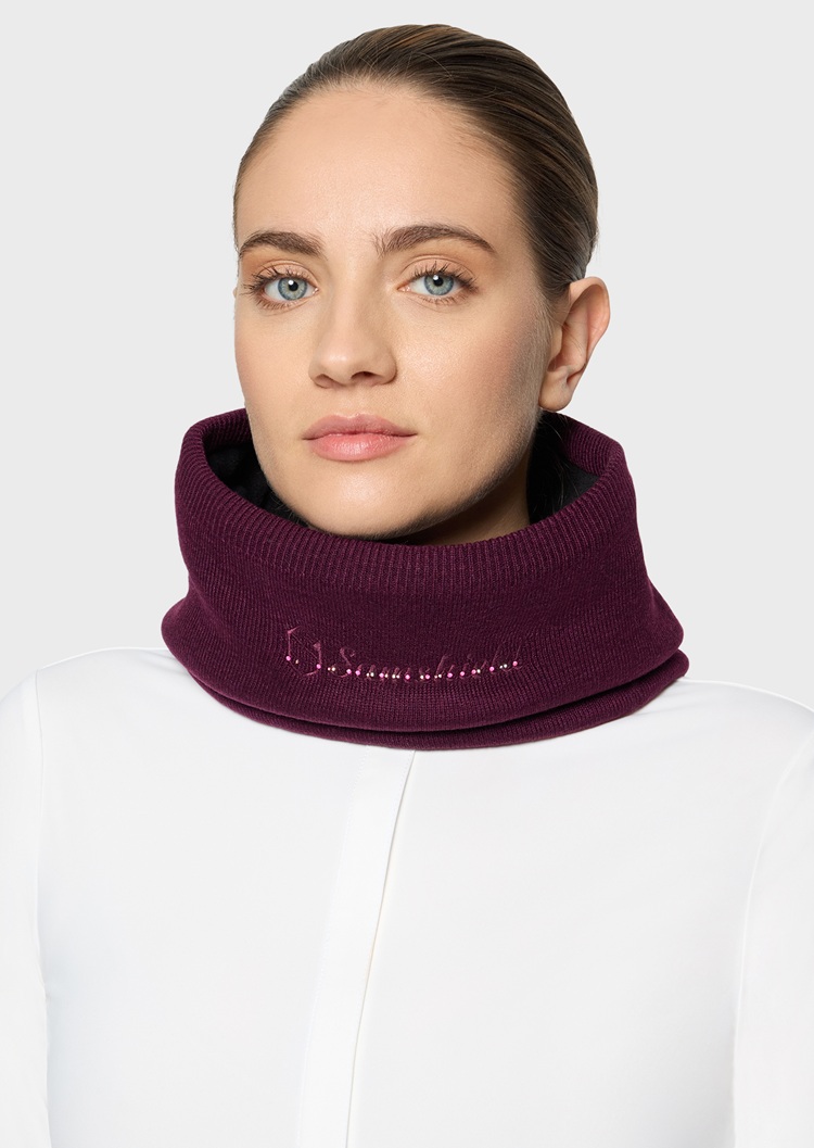 neckwarmer-plum-face.jpg