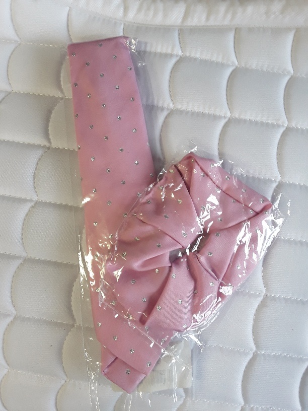 Showquest Hair Scrunchies